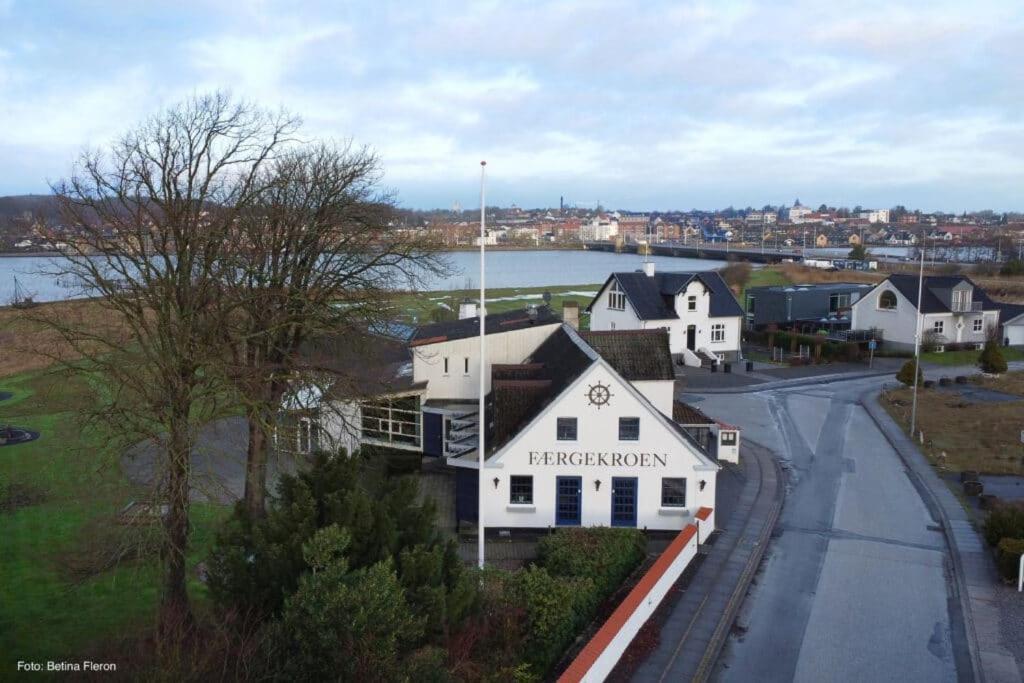 Faergekroen Hadsund Luaran gambar